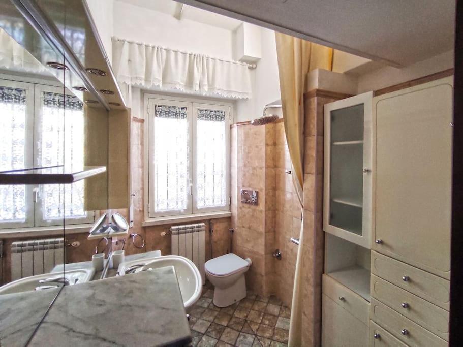 Appartamento In Via Calvi ลิโด ดิ ออสเตีย ภายนอก รูปภาพ